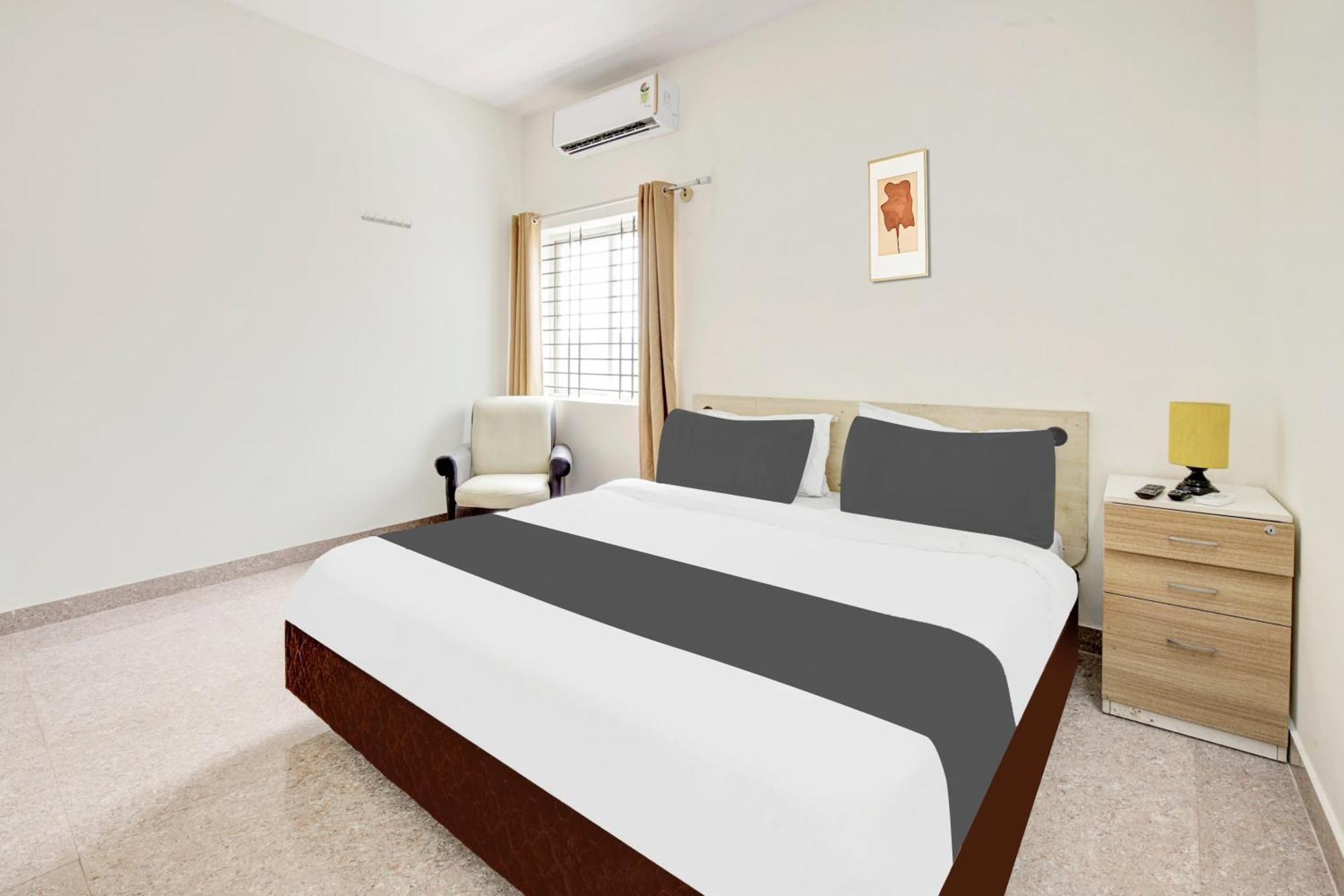Hotel O Sri Manjunatha Deluxe Suites Bangalore Exterior photo