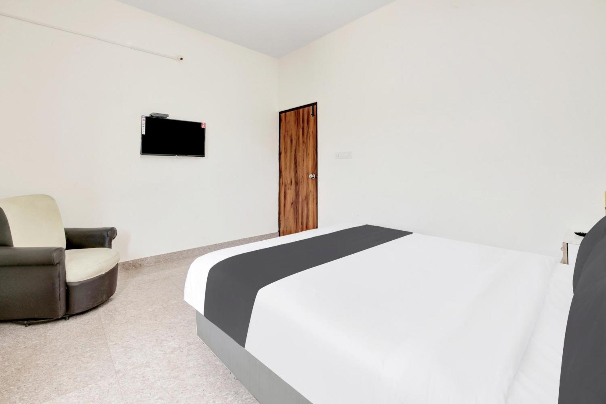 Hotel O Sri Manjunatha Deluxe Suites Bangalore Exterior photo